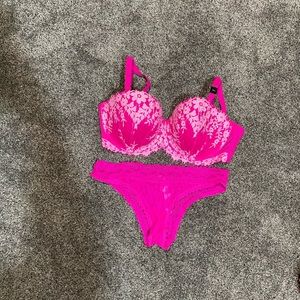 Victoria’s Secret bra and panty set